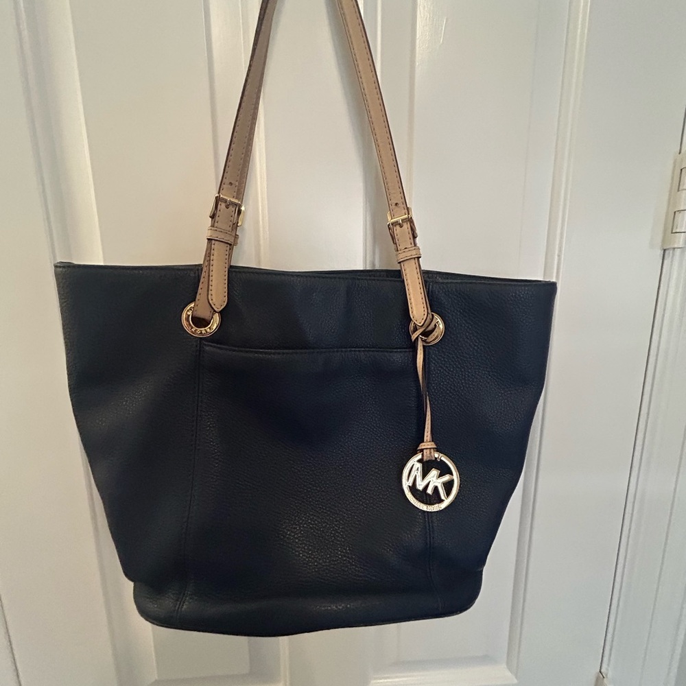 Michael Kors Navy Blue leather Shoulder bag